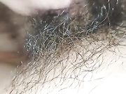 直播小骚女嫩模兔兔首次上演啪啪大秀，跟小哥哥激情大战大鸡巴撑爆小嘴，被小哥暴力后入抽插直接内射中出