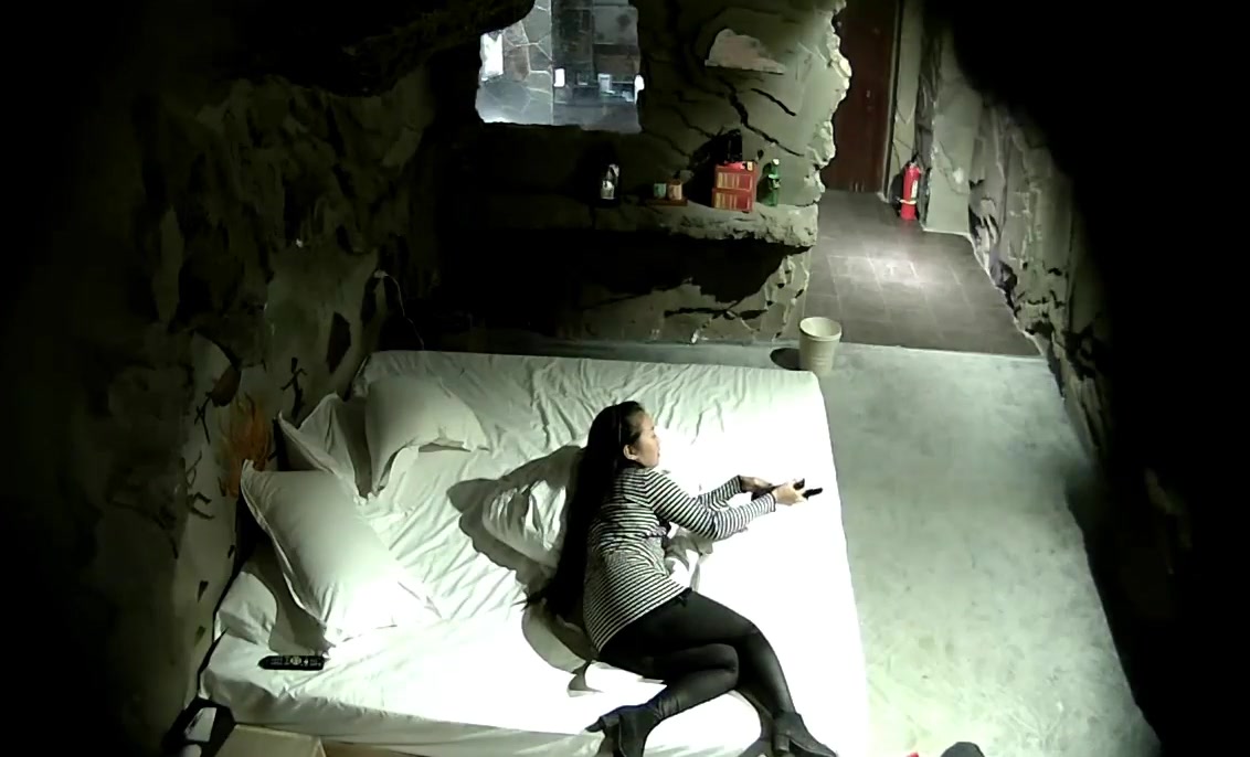 一对说方言的技术控情侣光六九口活就能搞半天哈哈妹子整到恶心想吐