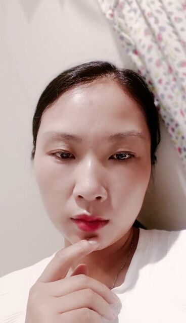 良家妇女与人裸聊