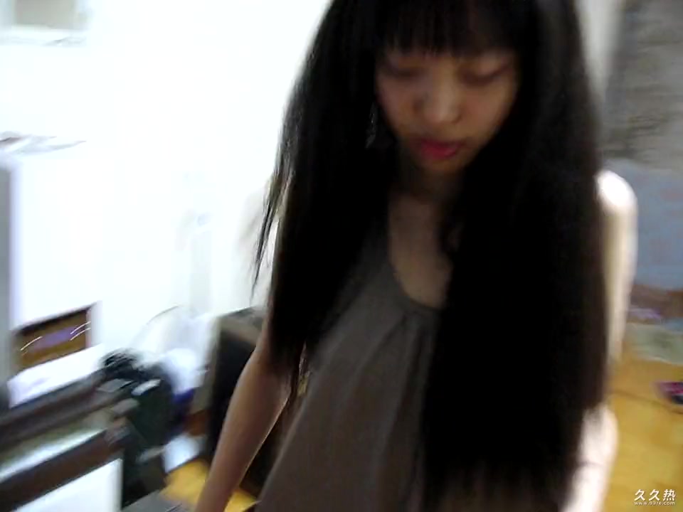 艺校女孩就是文艺青年拿鸡巴当琴弹-2