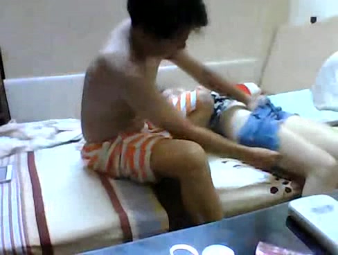 姿势多声大,小夫妻玩得开 _1