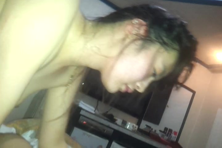 韩国黑社会成员女友视频流出