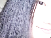 19岁漂亮妹子玩直播，普通话。