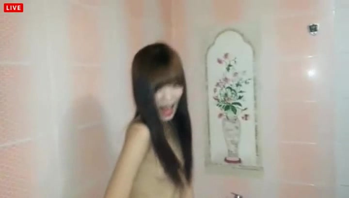 某大学2位室友带着各自女友一起玩多P自拍 还交换女友干!超精彩！