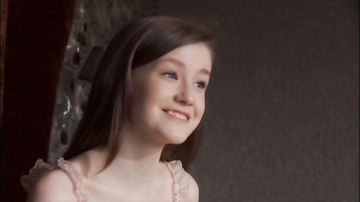 瓷娃娃白嫩美女福利秀