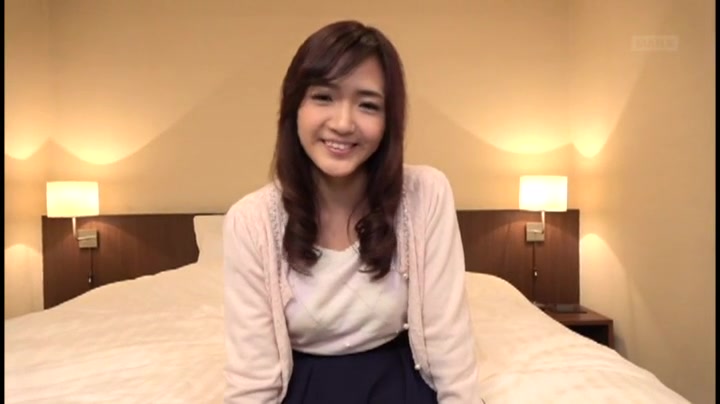 [MRXD-049]  噂の美人妻。 発見！アラサーゆるふわ専業主婦。 前から横から後ろから