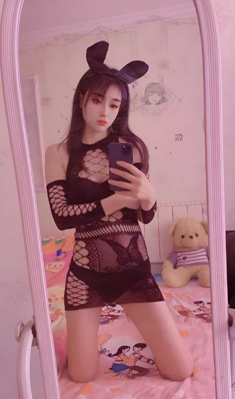 IMG_20250601_235100_352.jpg IMG_20250601_235100_352.jpg